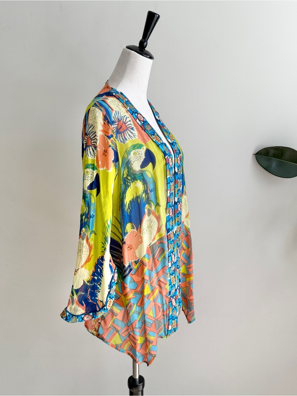 Soft Surroundings Parrot Kimono Bright Colorful Resort Coverup Open Cardigan L - Picture 3 of 9